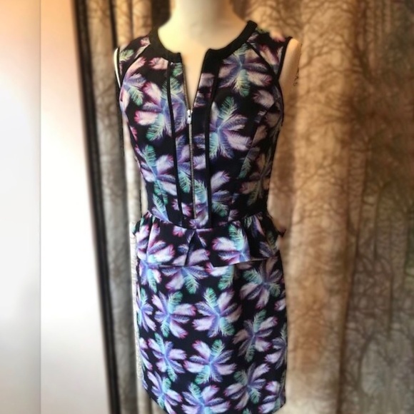 Sandro Paris Sleeveless Dress - Picture 1 of 7